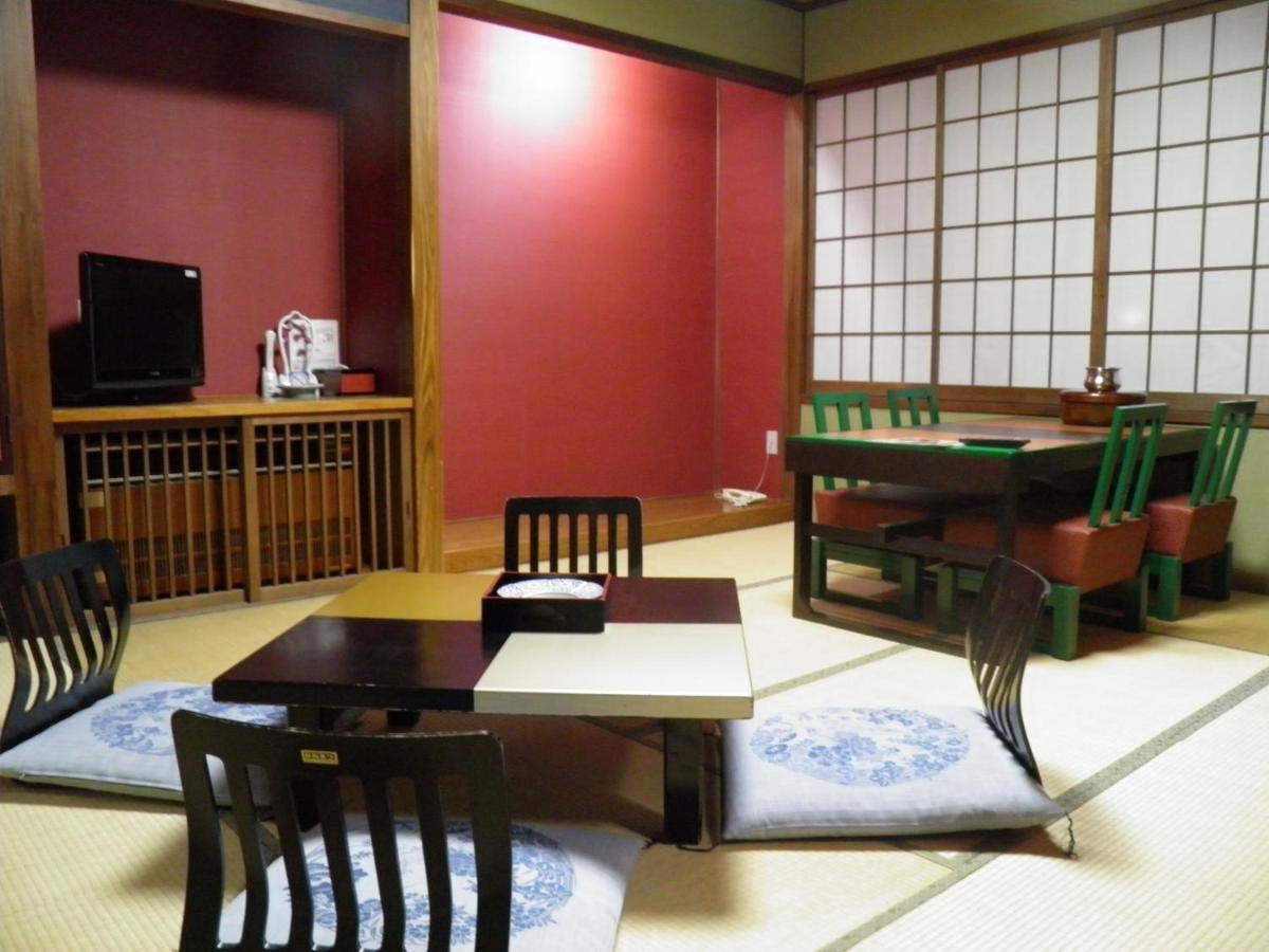 Wakanoyu Chikuma Quarto foto